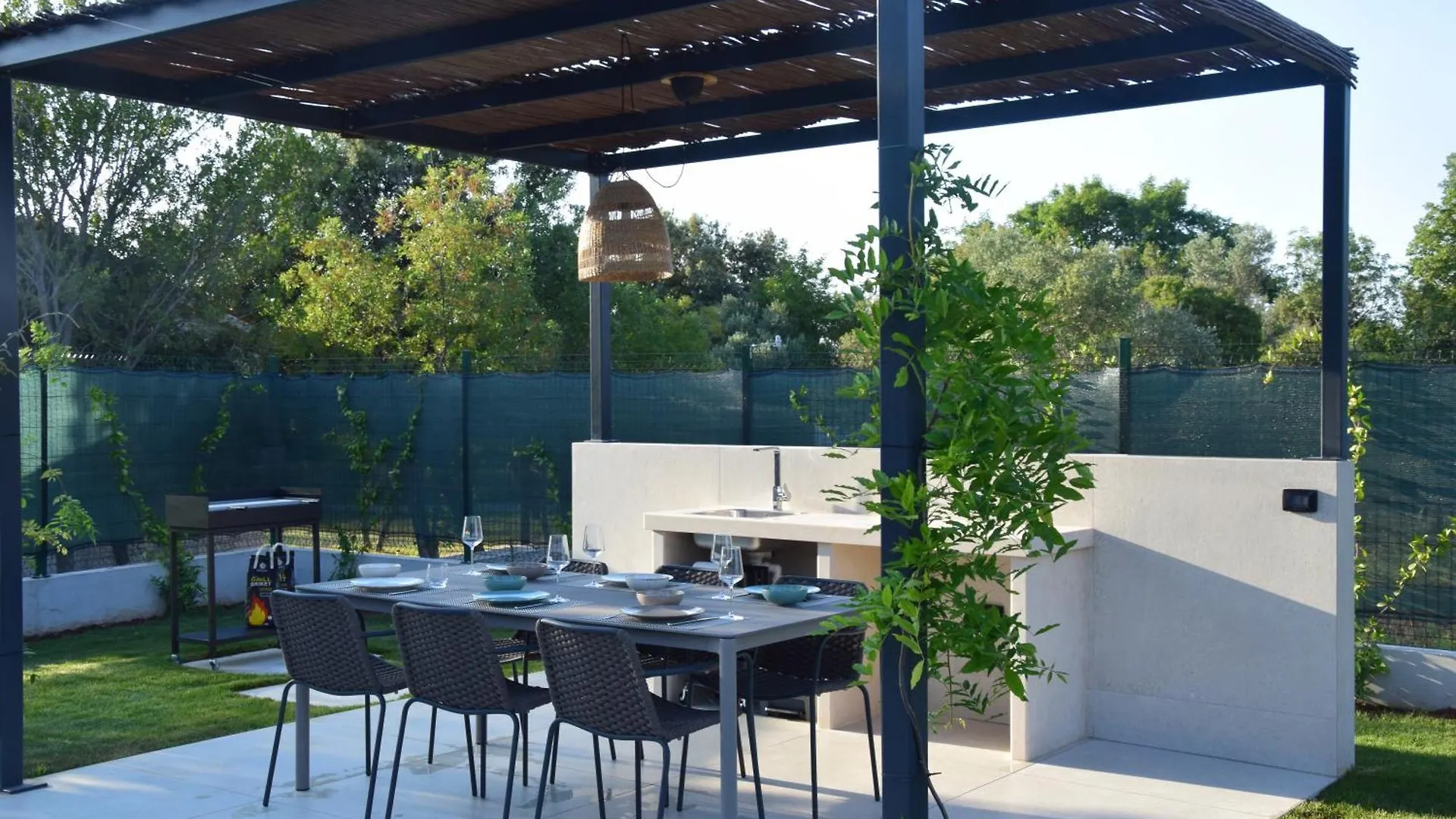 Holiday House With Jacuzzi In Rovinj 2306