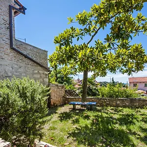  Ferienhaus Monte With Jacuzzi